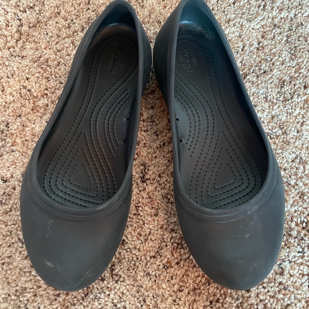 CROCS Women's Black Flats